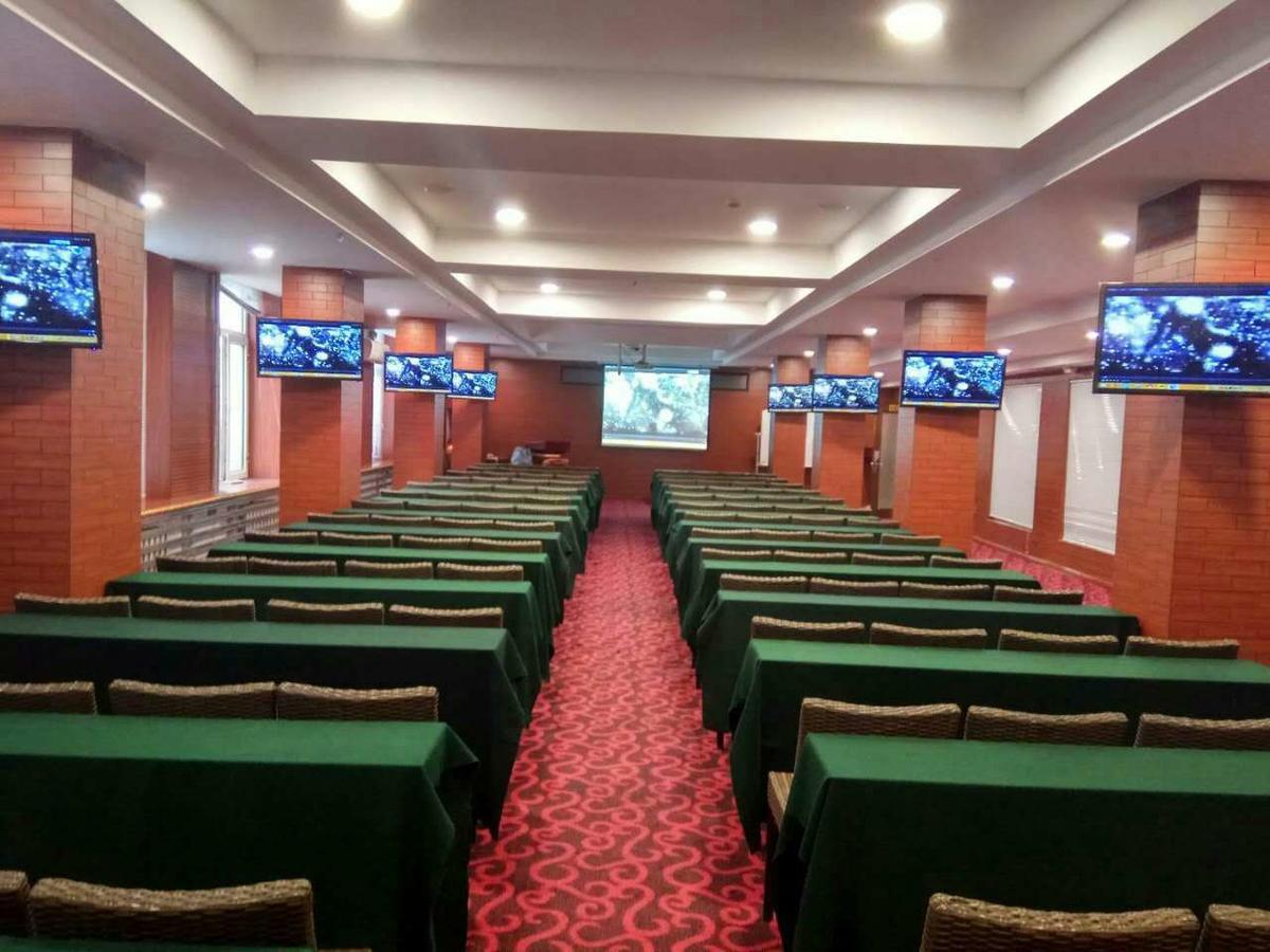 Tianzhi Hotel Harbin Exterior photo