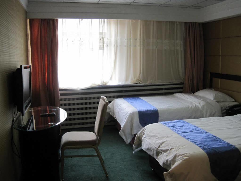 Tianzhi Hotel Harbin Exterior photo
