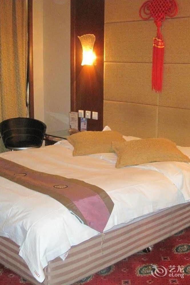 Tianzhi Hotel Harbin Exterior photo