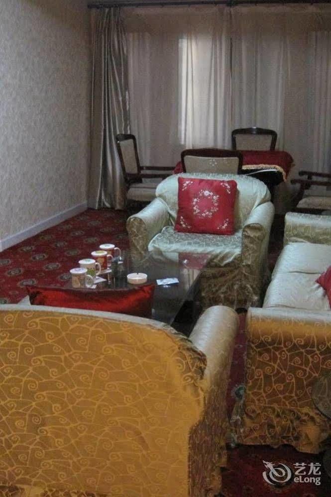 Tianzhi Hotel Harbin Exterior photo